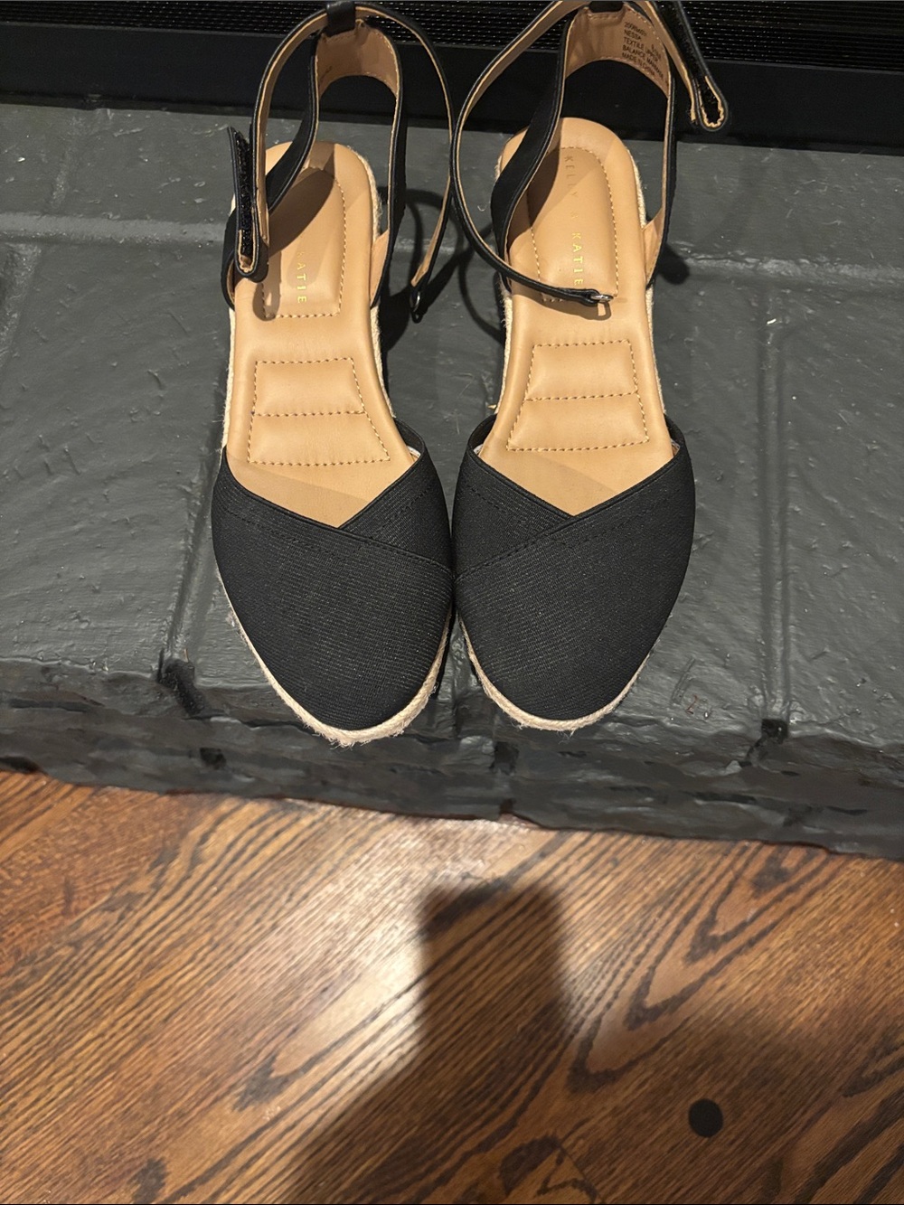 Kelly & Katie black espadrilles shoes, never worn